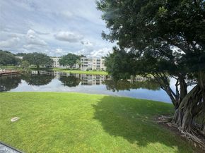 9235A Lagoon Pl 310, Davie FL 33324