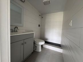 9235A Lagoon Pl 310, Davie FL 33324