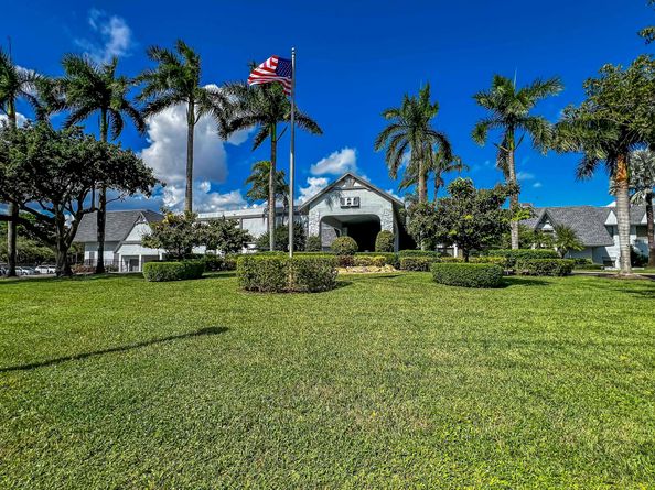 6865 Huntington Lane 105, Delray Beach FL 33446