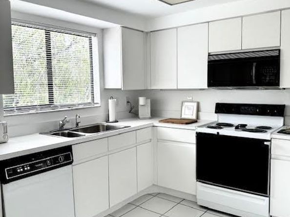 7362 Clunie Place 13304, Delray Beach FL 33446