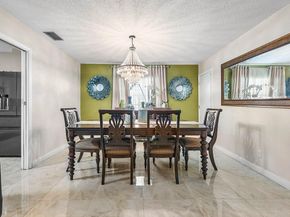 9040 NW 20th St, Pembroke Pines FL 33024
