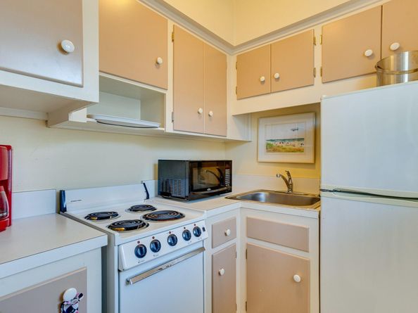 30 Andrews Ave 23C, Delray Beach FL 33483