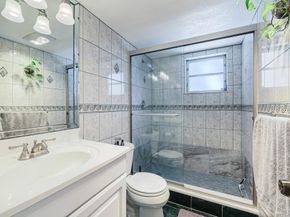 3010 NE 16th Ave 405, Oakland Park FL 33334