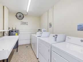 3010 NE 16th Ave 405, Oakland Park FL 33334