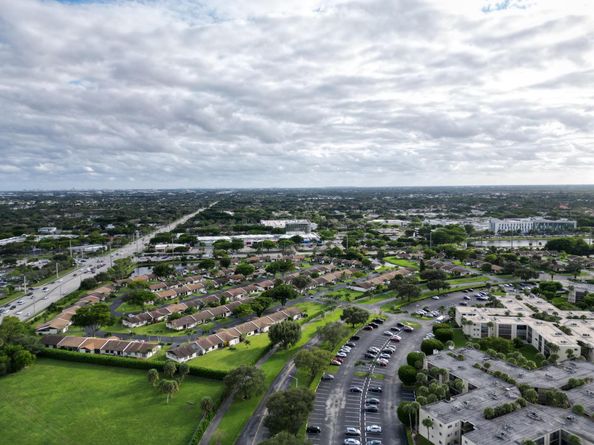 5100 Las Verdes Circle 119, Delray Beach FL 33484