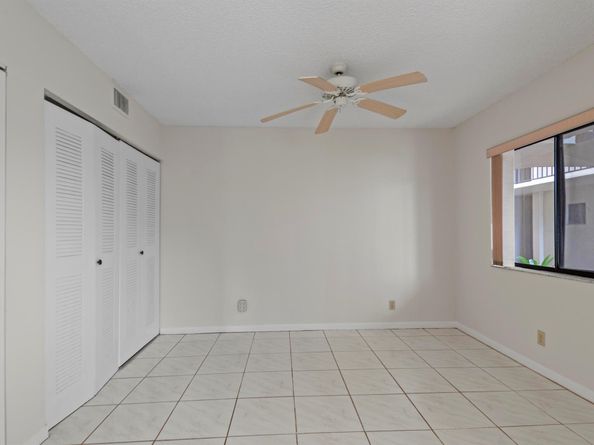 5100 Las Verdes Circle 119, Delray Beach FL 33484