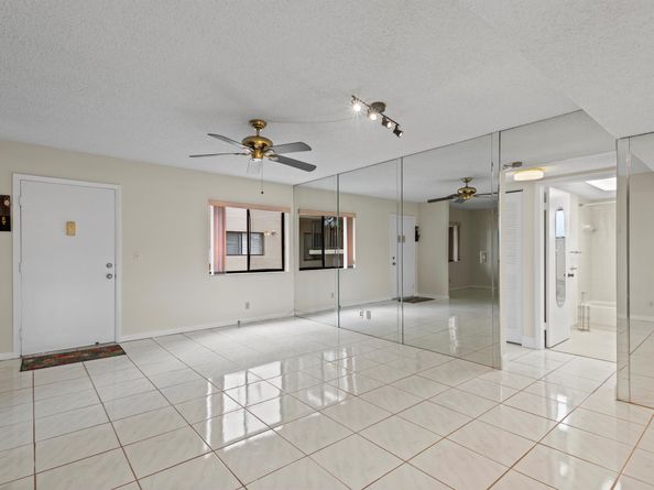 5100 Las Verdes Circle 119, Delray Beach FL 33484