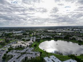 5100 Las Verdes Circle 119, Delray Beach FL 33484