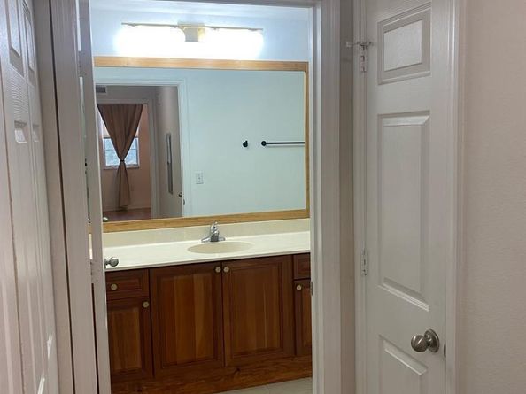 533 NE 3rd Avenue 120, Fort Lauderdale FL 33301