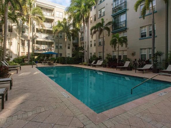 533 NE 3rd Avenue 120, Fort Lauderdale FL 33301