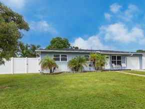 253 Davis Road, Palm Springs FL 33461