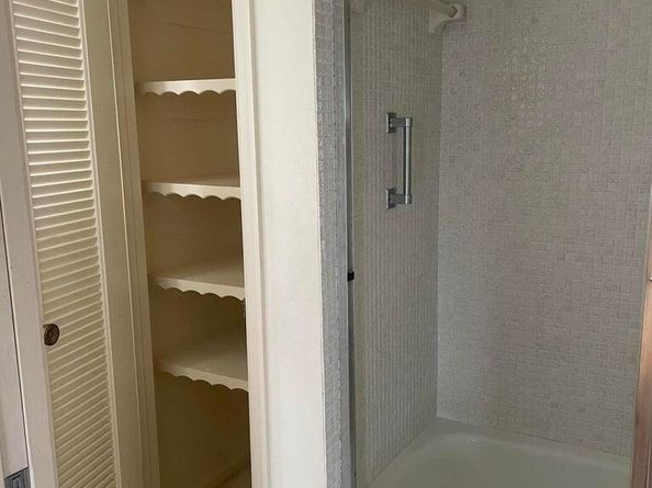 250 John F Kennedy Drive 308, Atlantis FL 33462