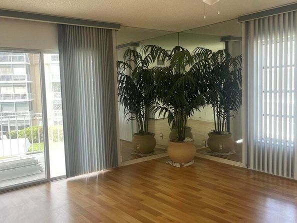 250 John F Kennedy Drive 308, Atlantis FL 33462