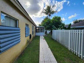 10611 SW 21st St, Miramar FL 33025