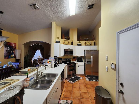 10611 SW 21st St, Miramar FL 33025