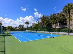 1167 Hillsboro Mile 706, Hillsboro Beach FL 33063