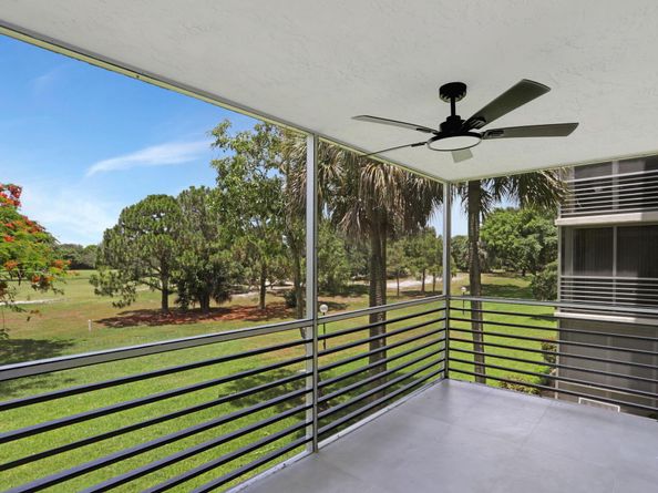 3505 Oaks Way 204, Pompano Beach FL 33069