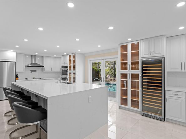 15555 Hawker Ln, Wellington FL 33414