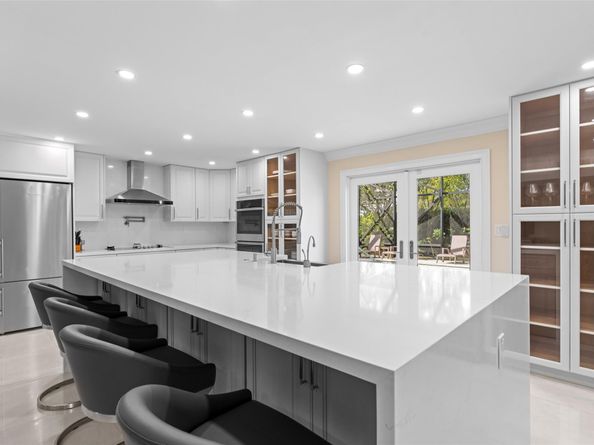 15555 Hawker Ln, Wellington FL 33414