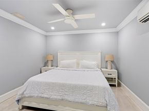 15555 Hawker Ln, Wellington FL 33414