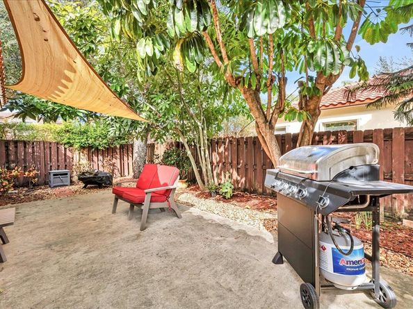 6379 NW 38th Drive, Coral Springs FL 33067