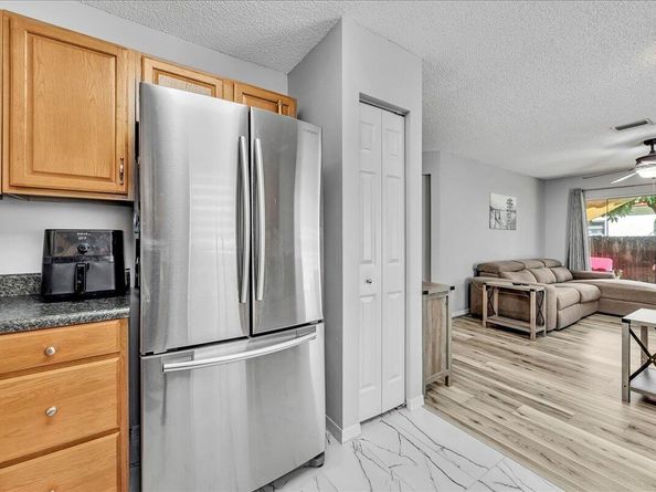 6379 NW 38th Drive, Coral Springs FL 33067