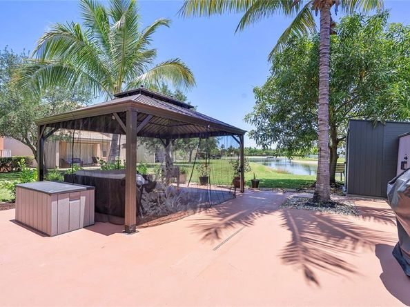 2471 Sawyer Ter, Wellington FL 33414