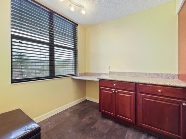 2901 NW 48th Ave 355, Lauderdale Lakes FL 33313