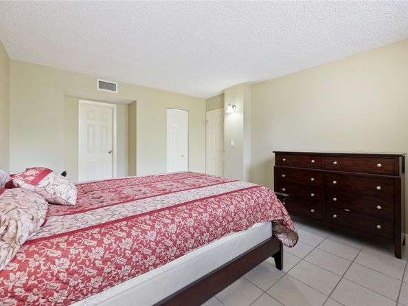 2901 NW 48th Ave 355, Lauderdale Lakes FL 33313