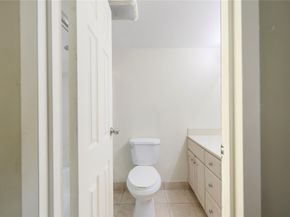 2901 NW 48th Ave 355, Lauderdale Lakes FL 33313