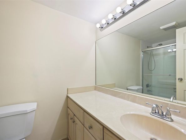 2901 NW 48th Ave 355, Lauderdale Lakes FL 33313