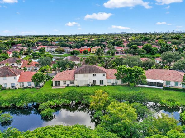 1716 NW 78th Way, Hollywood FL 33024