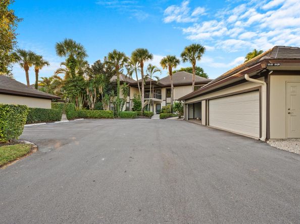 13224 Polo Club Road A204, Wellington FL 33414