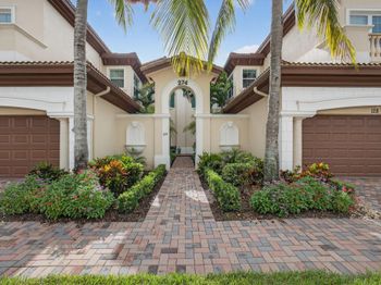 274 Tresana Boulevard