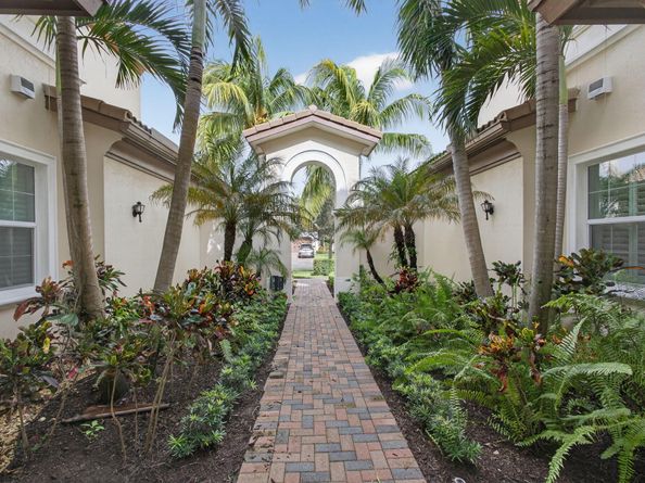274 Tresana Boulevard 128, Jupiter FL 33478