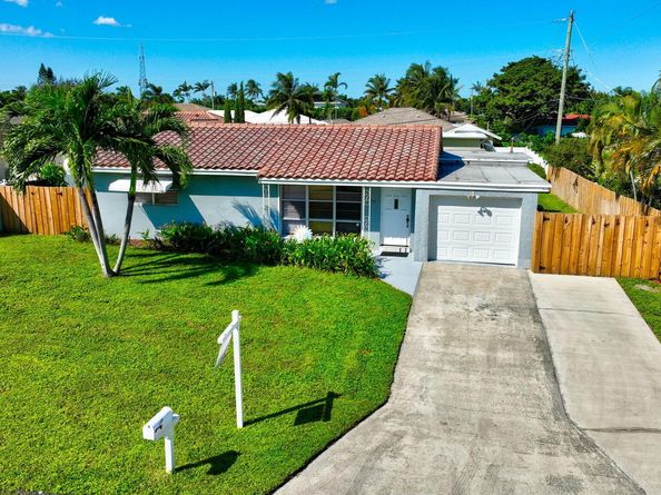 2775 NE 5th Avenue, Boca Raton FL 33431