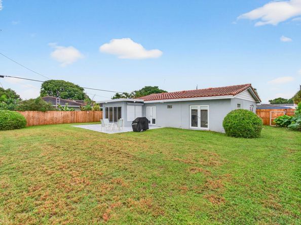 2775 NE 5th Avenue, Boca Raton FL 33431