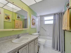 9421 Sunrise Lakes Blvd 206, Sunrise FL 33322