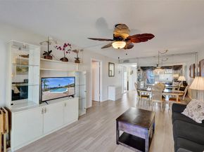 9421 Sunrise Lakes Blvd 206, Sunrise FL 33322