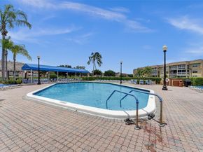 9421 Sunrise Lakes Blvd 206, Sunrise FL 33322
