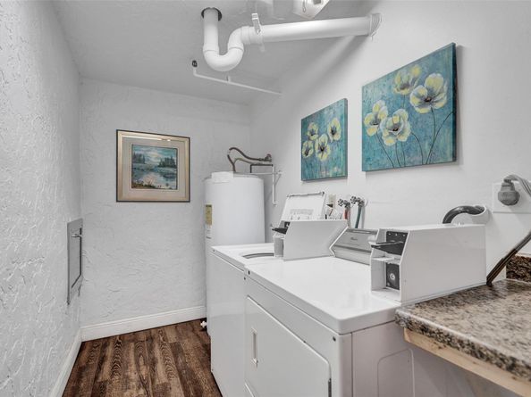 9421 Sunrise Lakes Blvd 206, Sunrise FL 33322