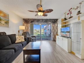 9421 Sunrise Lakes Blvd 206, Sunrise FL 33322