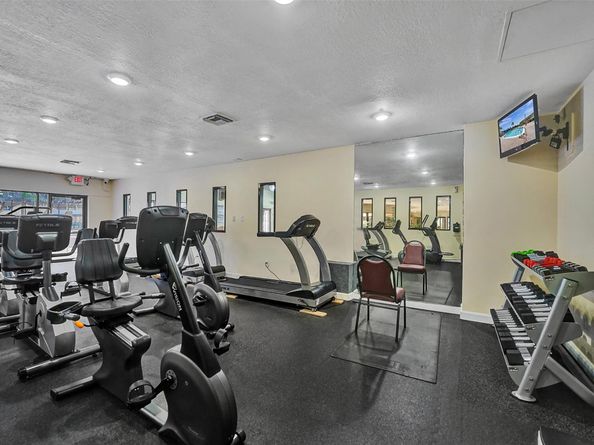9421 Sunrise Lakes Blvd 206, Sunrise FL 33322