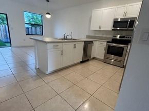 20623 NE 7th Pl, Miami FL 33179