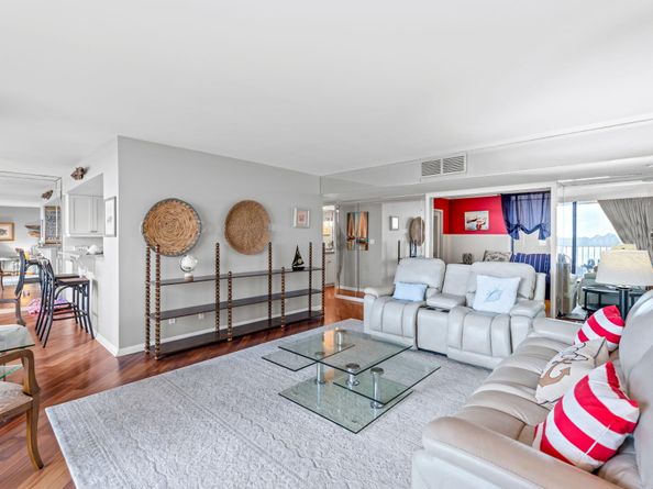 124 Lakeshore Drive 5290, North Palm Beach FL 33408