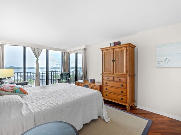 124 Lakeshore Drive 5290, North Palm Beach FL 33408