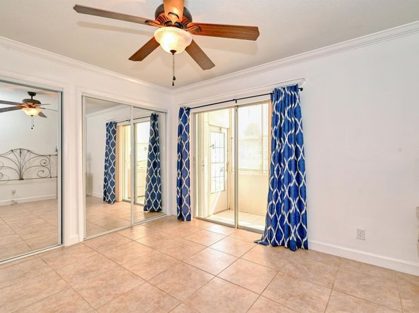 102 Coventry E 102, West Palm Beach FL 33417