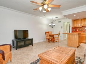 102 Coventry E 102, West Palm Beach FL 33417