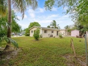 1498 NW 1st Street, Boynton Beach FL 33435