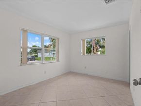 1498 NW 1st Street, Boynton Beach FL 33435